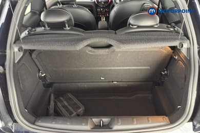 Mini Hatchback Cooper Exclusive Automatic Petrol Hatchback - Stock Number (1674871) - 33rd supplementary image