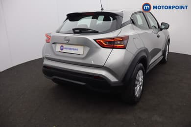 Nissan Juke Visia Manual Petrol SUV - Stock Number (1674996) - 2nd supplementary image