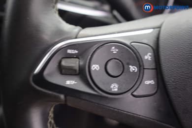 Vauxhall Insignia SRI Manual Petrol Hatchback - Stock Number (1655030) - 15th supplementary image