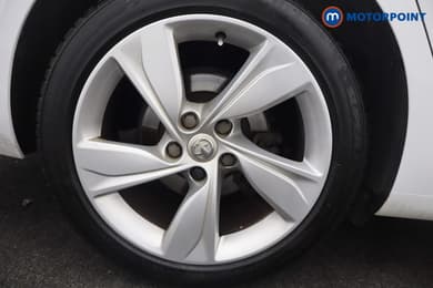 Vauxhall Insignia SRI Manual Petrol Hatchback - Stock Number (1655030) - 27th supplementary image