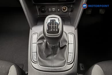 Hyundai Kona Premium Manual Petrol SUV - Stock Number (1666569) - 7th supplementary image