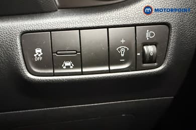 Hyundai Kona Premium Manual Petrol SUV - Stock Number (1666569) - 17th supplementary image