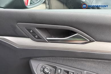 Volkswagen Golf Life Manual Petrol Hatchback - Stock Number (1668425) - 2nd supplementary image