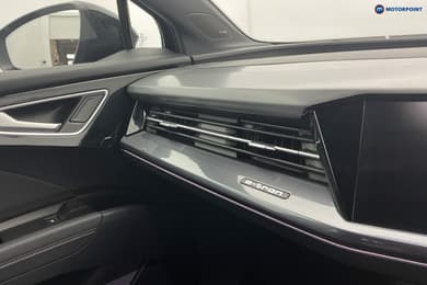 Audi Q4 Black Edition Automatic Electric SUV - Stock Number (1668905) - 18th supplementary image