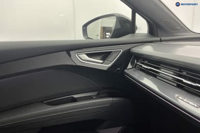 Audi Q4 Black Edition Automatic Electric SUV - Stock Number (1668905) - 19th supplementary image