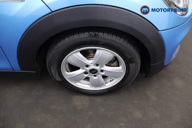 Mini Hatchback Cooper Automatic Petrol Hatchback - Stock Number (1673950) - 4th supplementary image