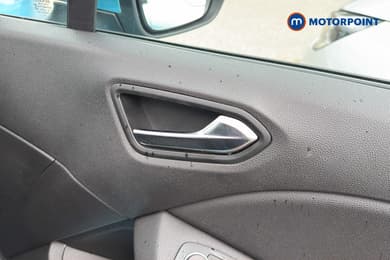 Renault Clio Iconic Manual Petrol Hatchback - Stock Number (1674602) - 3rd supplementary image
