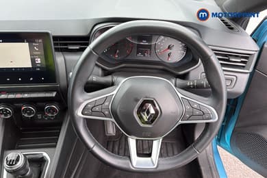 Renault Clio Iconic Manual Petrol Hatchback - Stock Number (1674602) - 6th supplementary image