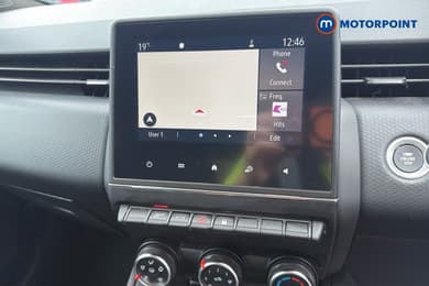 Renault Clio Iconic Manual Petrol Hatchback - Stock Number (1674602) - 12th supplementary image