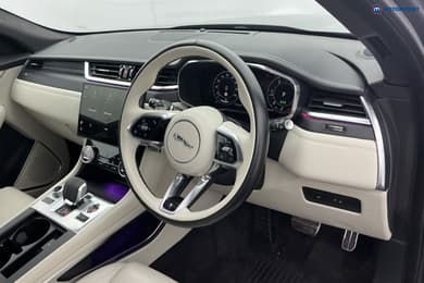 Jaguar F-Pace R-Dynamic Hse Black Automatic Diesel SUV - Stock Number (1675665) - 8th supplementary image