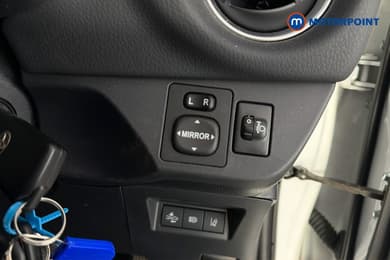Toyota Yaris Y20 Manual Petrol Hatchback - Stock Number (1675823) - 18th supplementary image