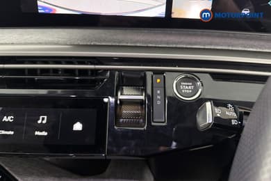 Peugeot 3008 GT Automatic Electric SUV - Stock Number (1645664) - 15th supplementary image