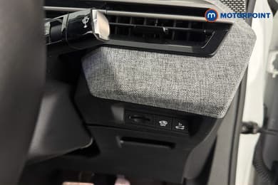 Peugeot 3008 GT Automatic Electric SUV - Stock Number (1645664) - 18th supplementary image
