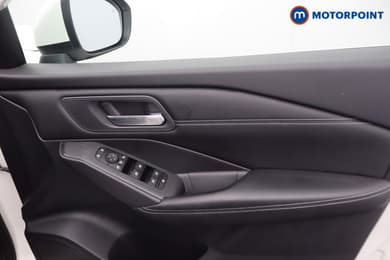 Nissan Qashqai Acenta Premium Manual Petrol SUV - Stock Number (1656004) - 9th supplementary image