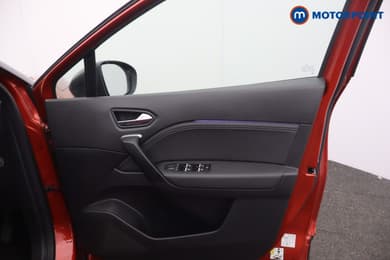 Renault Captur Techno Manual Petrol SUV - Stock Number (1661507) - 10th supplementary image