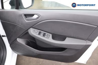 Renault Clio Evolution Manual Petrol Hatchback - Stock Number (1665134) - 20th supplementary image