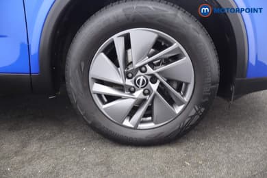 Nissan Qashqai Acenta Premium Manual Petrol SUV - Stock Number (1669130) - 25th supplementary image