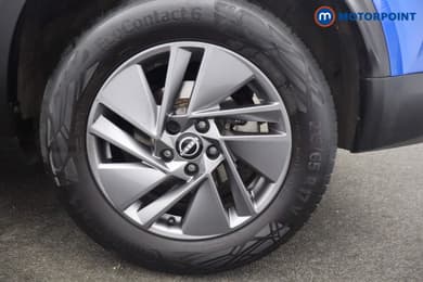 Nissan Qashqai Acenta Premium Manual Petrol SUV - Stock Number (1669130) - 27th supplementary image
