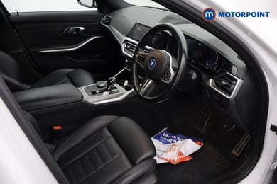 BMW 3 Series M Sport Automatic Petrol Plug-In Hybrid Saloon - Stock Number (1669415) - 21st supplementary image
