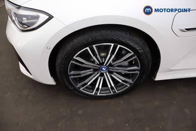 BMW 3 Series M Sport Automatic Petrol Plug-In Hybrid Saloon - Stock Number (1669415) - 1st supplementary image