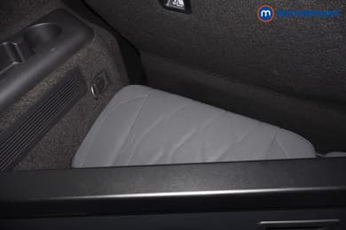 Chery Tiggo 8 Summit Automatic Petrol Plug-In Hybrid SUV - Stock Number (1669608) - 7th supplementary image