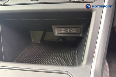 Volkswagen Polo Life Manual Petrol Hatchback - Stock Number (1669986) - 13th supplementary image
