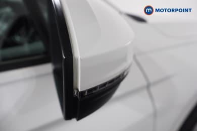 Volkswagen Tiguan Life Manual Petrol SUV - Stock Number (1670712) - 21st supplementary image