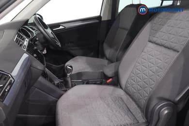 Volkswagen Tiguan Life Manual Petrol SUV - Stock Number (1670712) - 27th supplementary image