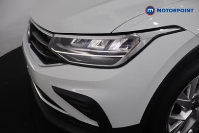 Volkswagen Tiguan Life Manual Petrol SUV - Stock Number (1670712) - 29th supplementary image