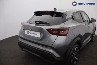 Nissan Juke N-Connecta Automatic Petrol SUV - Stock Number (1671821) - 2nd supplementary image