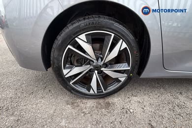 Peugeot 308 Allure Automatic Petrol Plug-In Hybrid Hatchback - Stock Number (1673928) - 1st supplementary image