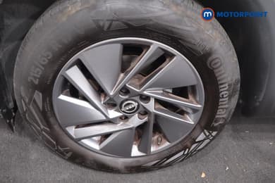 Nissan Qashqai Acenta Premium Automatic Petrol SUV - Stock Number (1674873) - 24th supplementary image