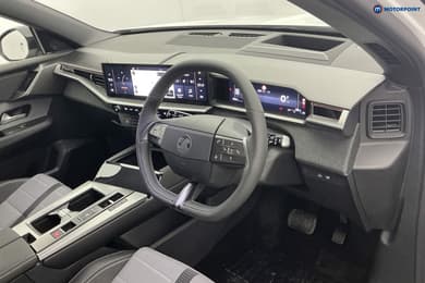Vauxhall Grandland Ultimate Automatic Petrol SUV - Stock Number (1676019) - 8th supplementary image