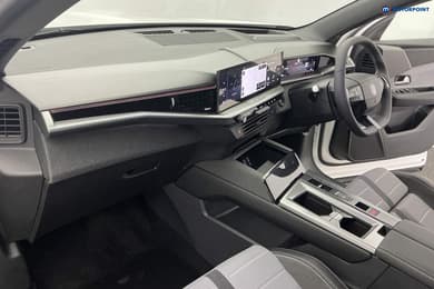 Vauxhall Grandland Ultimate Automatic Petrol SUV - Stock Number (1676019) - 9th supplementary image
