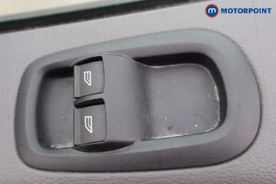 Ford Transit Limited Automatic Diesel Medium Roof Van - Stock Number (1632149) - 9th supplementary image
