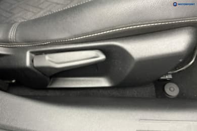Vauxhall Corsa Elite Manual Petrol Hatchback - Stock Number (1657810) - 23rd supplementary image
