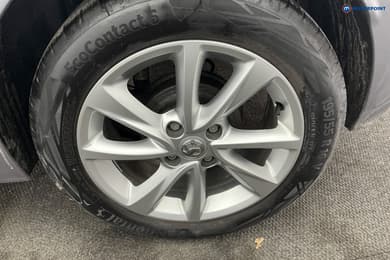 Vauxhall Corsa Elite Manual Petrol Hatchback - Stock Number (1657810) - 36th supplementary image
