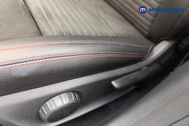 Mercedes-Benz CLA Amg Line Night Edition Manual Petrol Coupe - Stock Number (1658819) - 8th supplementary image