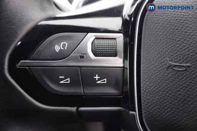 Peugeot 3008 Allure Premium-Plus Automatic Diesel SUV - Stock Number (1664026) - 12th supplementary image