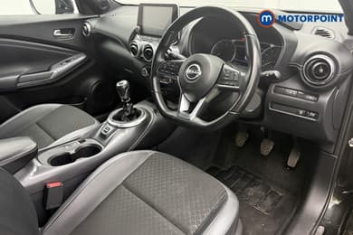 Nissan Juke N-Connecta Manual Petrol SUV - Stock Number (1667166) - 7th supplementary image