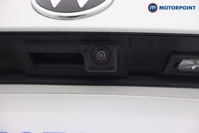 Volkswagen Passat R-Line Automatic Petrol Plug-In Hybrid Estate - Stock Number (1669389) - 6th supplementary image