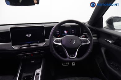 Volkswagen Passat R-Line Automatic Petrol Plug-In Hybrid Estate - Stock Number (1669389) - 8th supplementary image