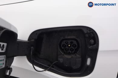 Volkswagen Passat R-Line Automatic Petrol Plug-In Hybrid Estate - Stock Number (1669389) - 28th supplementary image