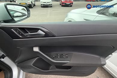 Volkswagen Polo Match Manual Petrol Hatchback - Stock Number (1670136) - 3rd supplementary image