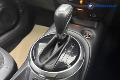 Nissan Juke N-Connecta Automatic Petrol SUV - Stock Number (1670650) - 16th supplementary image