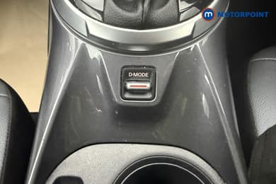 Nissan Juke N-Connecta Automatic Petrol SUV - Stock Number (1670650) - 17th supplementary image