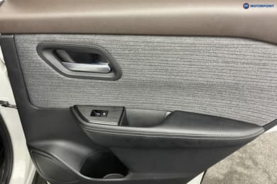 Nissan X-Trail Acenta Premium Automatic Petrol-Electric Hybrid SUV - Stock Number (1672656) - 25th supplementary image