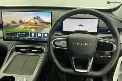 Chery Tiggo 8 Summit Automatic Petrol Plug-In Hybrid SUV - Stock Number (1674140) - 1st supplementary image