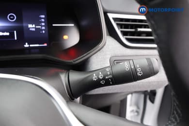 Renault Clio Techno Manual Petrol Hatchback - Stock Number (1674979) - 9th supplementary image
