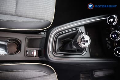 Renault Clio Techno Manual Petrol Hatchback - Stock Number (1674979) - 14th supplementary image